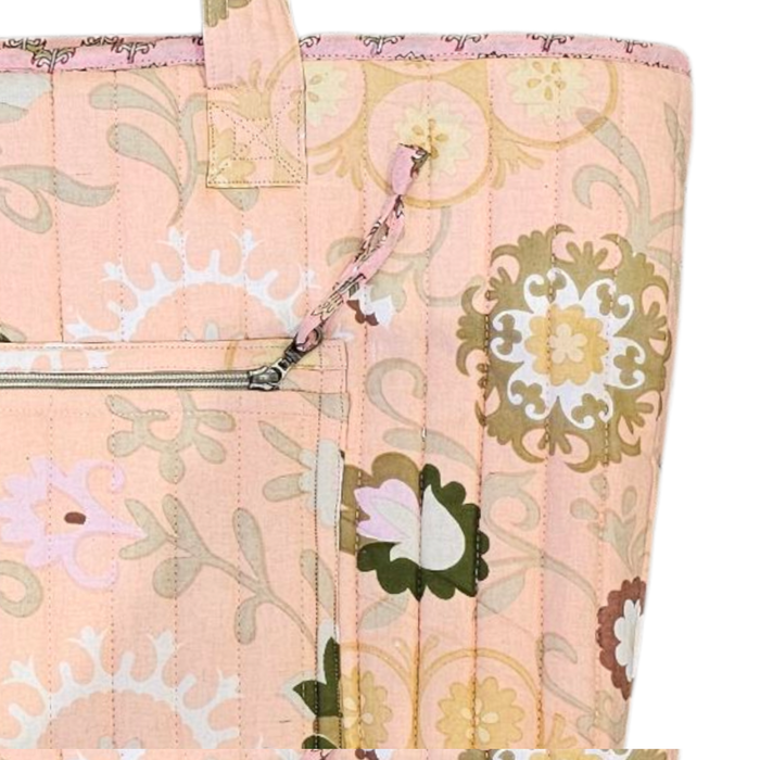 Peachy Floral Quilted Shoulder Bag