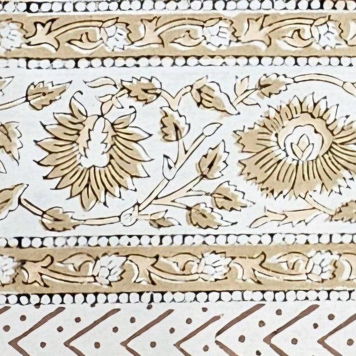 Border design of block print tablecoth