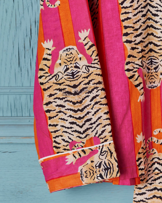 Tger print pyjama sleeve