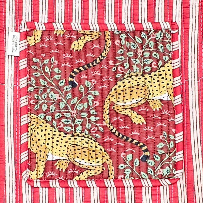 picture to show the inner slip pocket of the red leopard tote bag